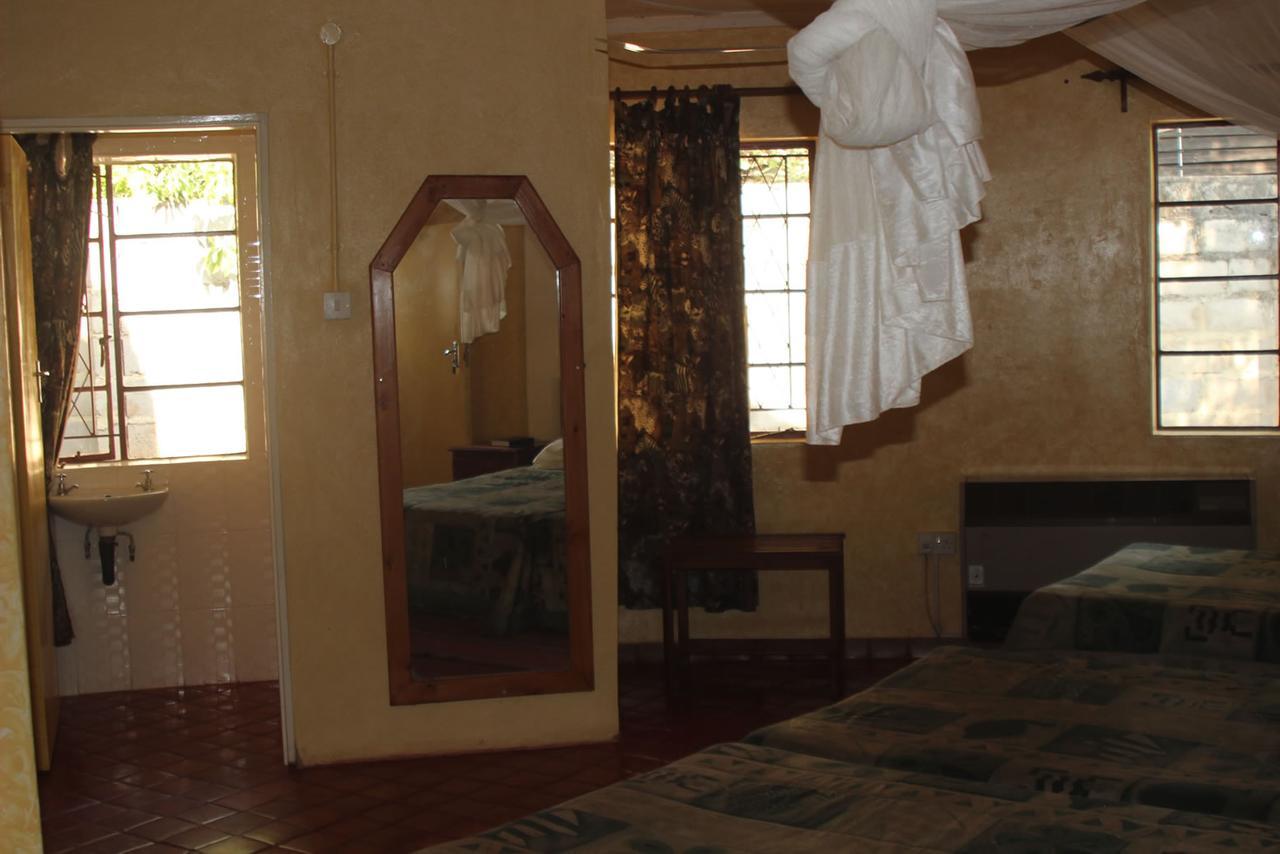 Mosi-Ua-Tunya Lodge Victoria Falls Esterno foto